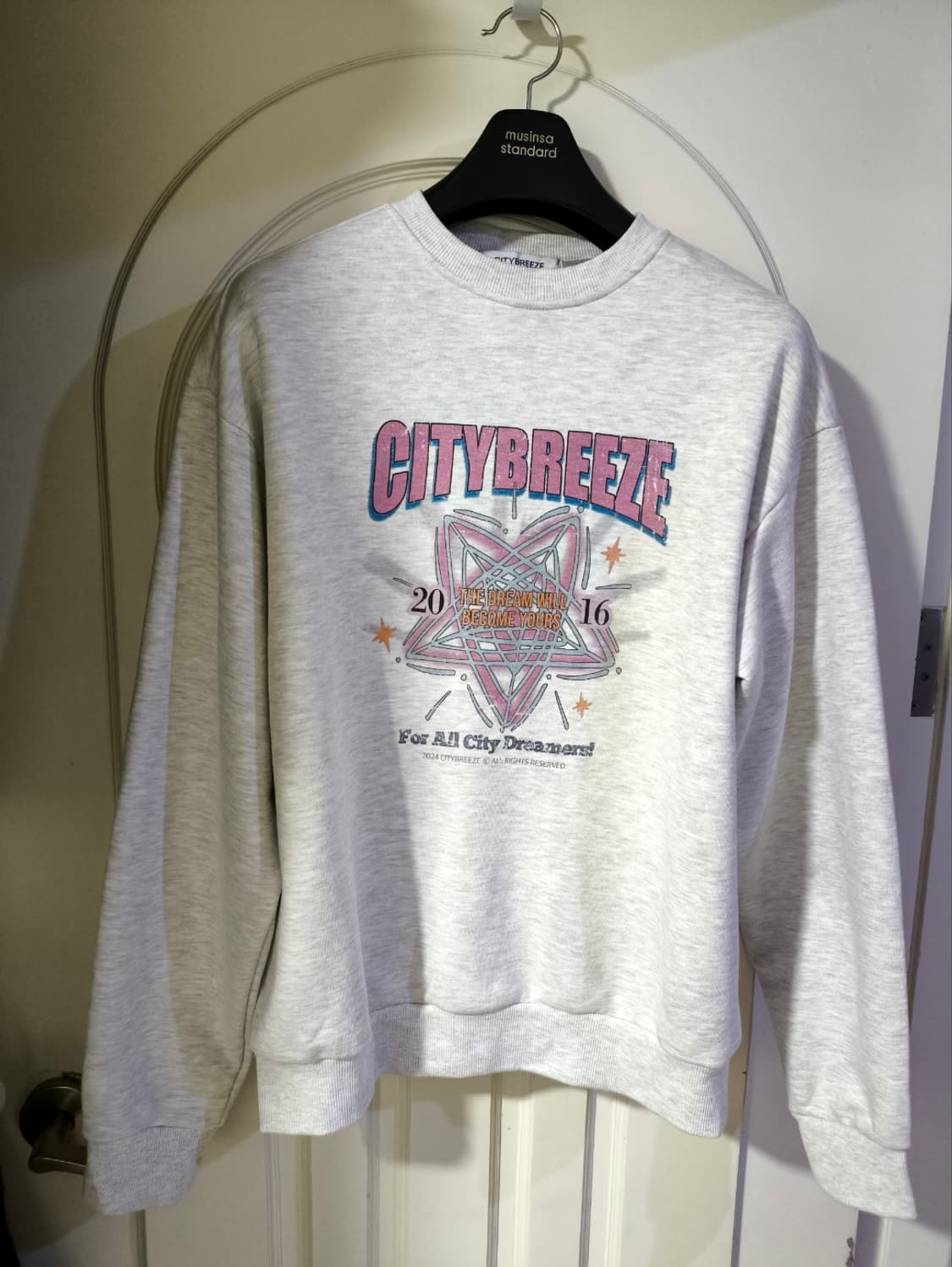 M 시티브리즈 오버핏 맨투맨 상품이미지1