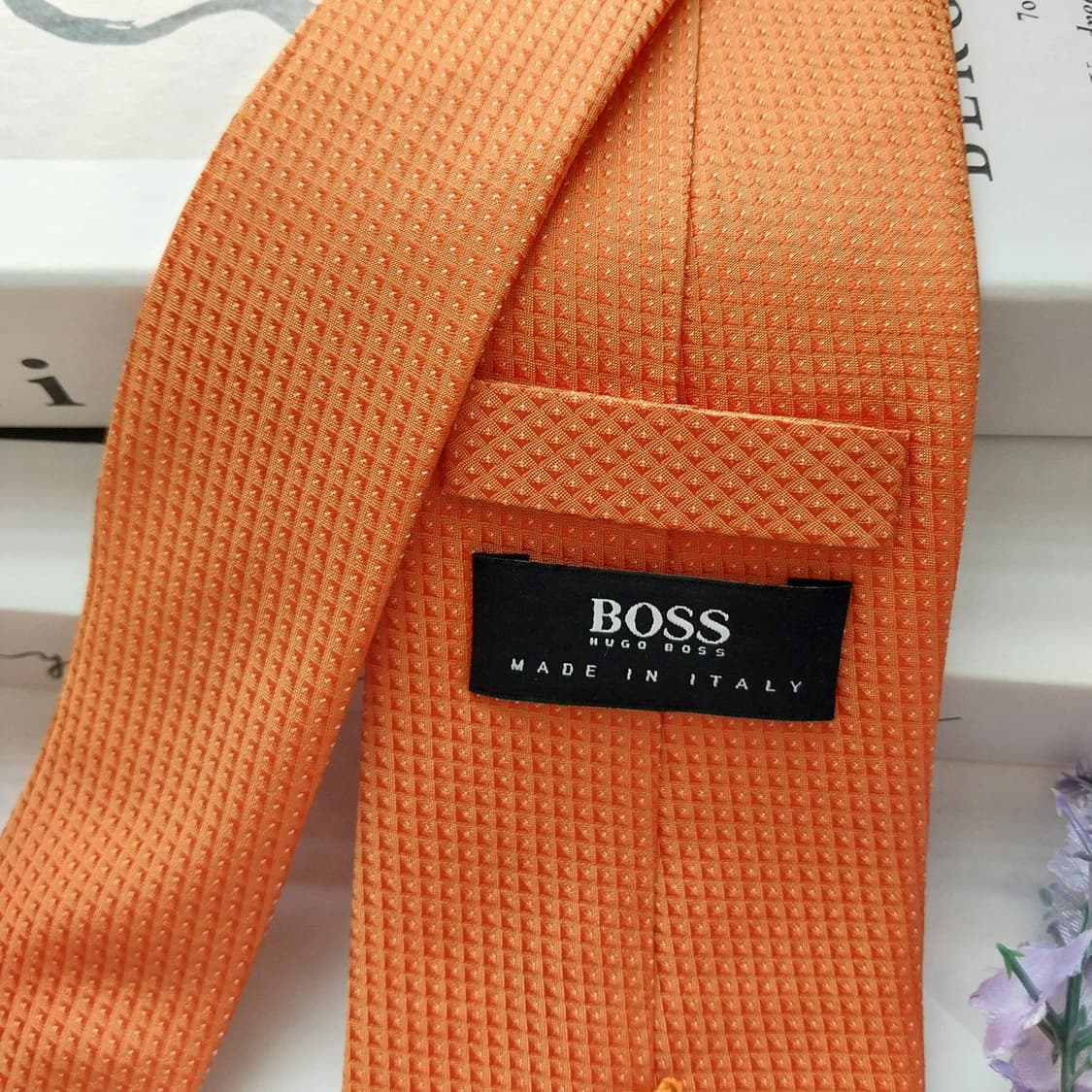 휴고보스 실크 오렌지 텍스처 슬림 넥타이 7.9cm A+등급 K1269
 상품이미지6