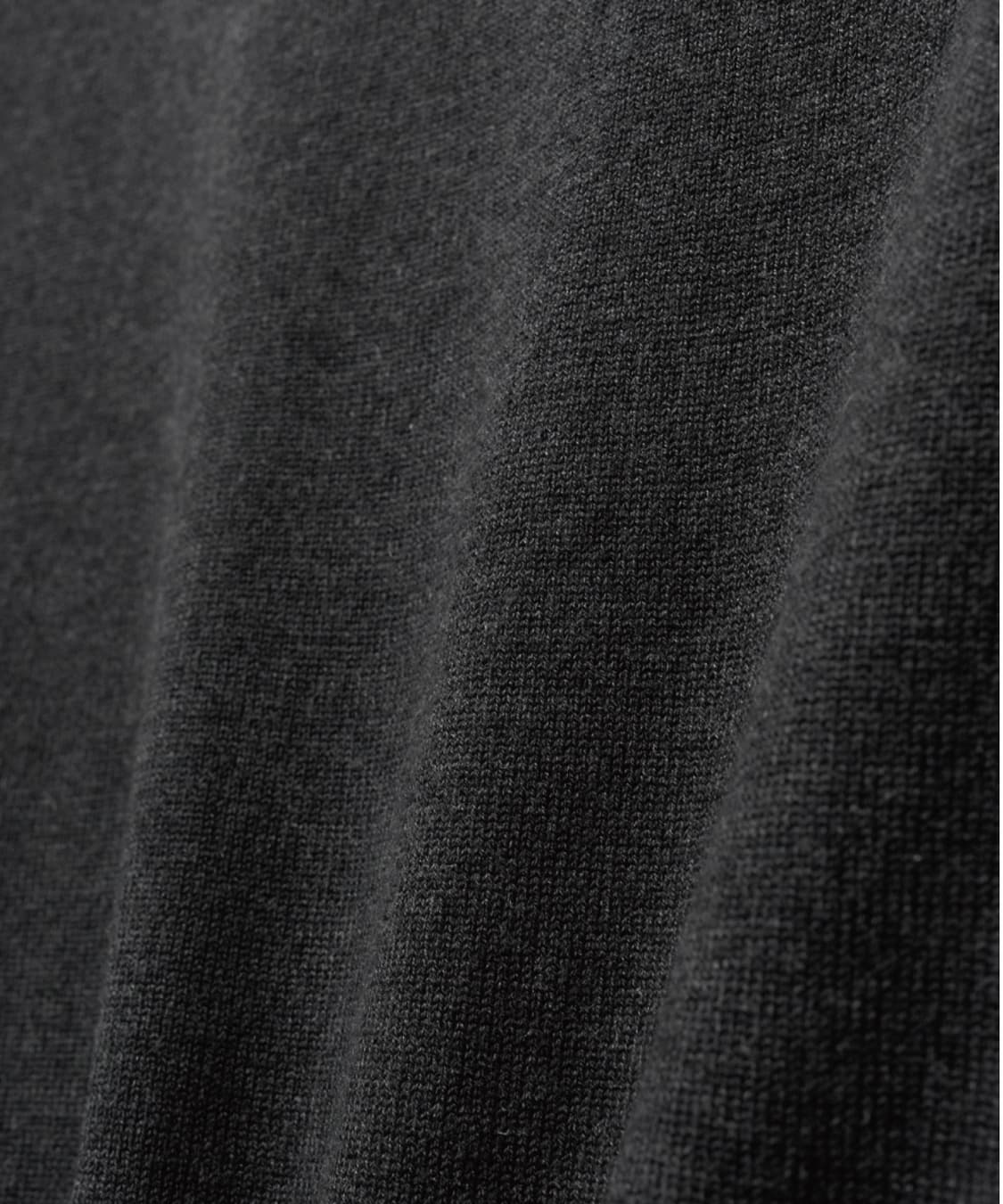 [52] 노이어 실키 브이넥 니트 다크그레이 상품이미지5