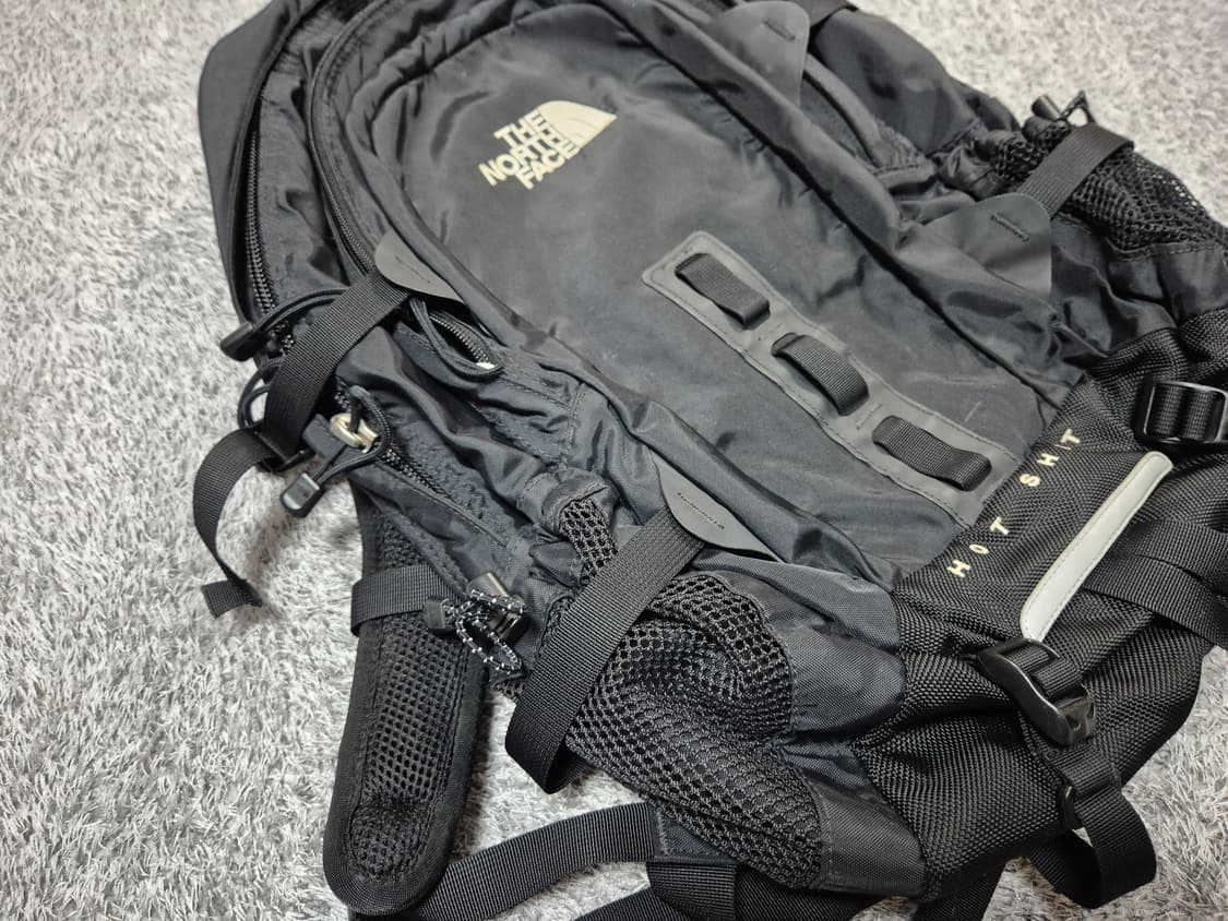 노스페이스 핫샷 블랙 백팩 상품이미지7