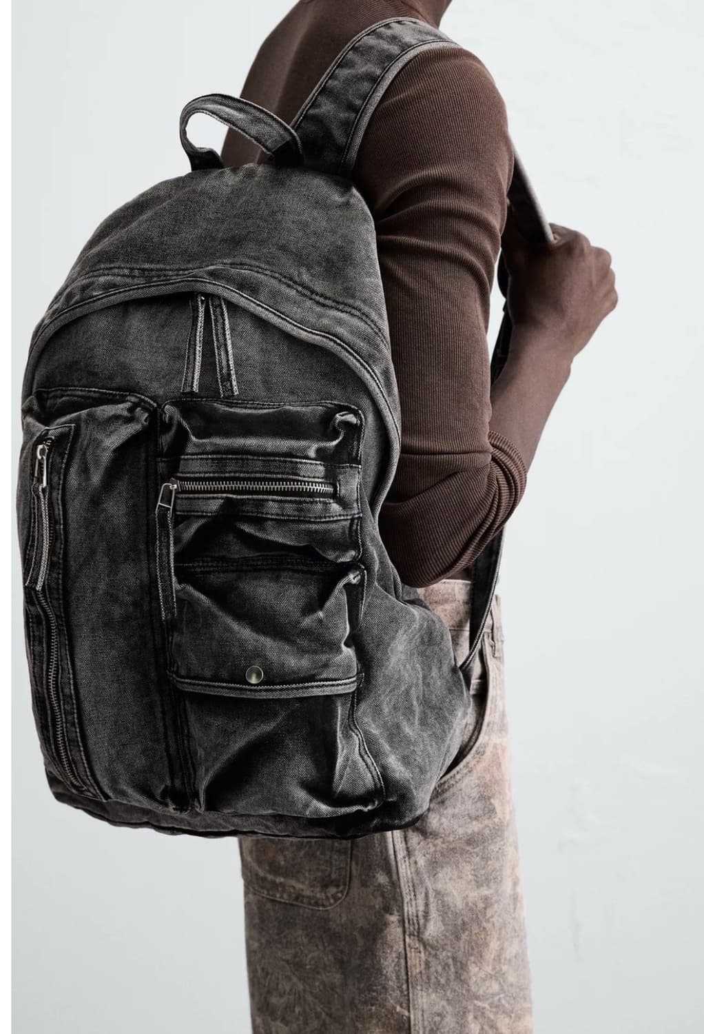자라(ZARA) 테크니컬 워싱 데님 백팩  상품이미지1