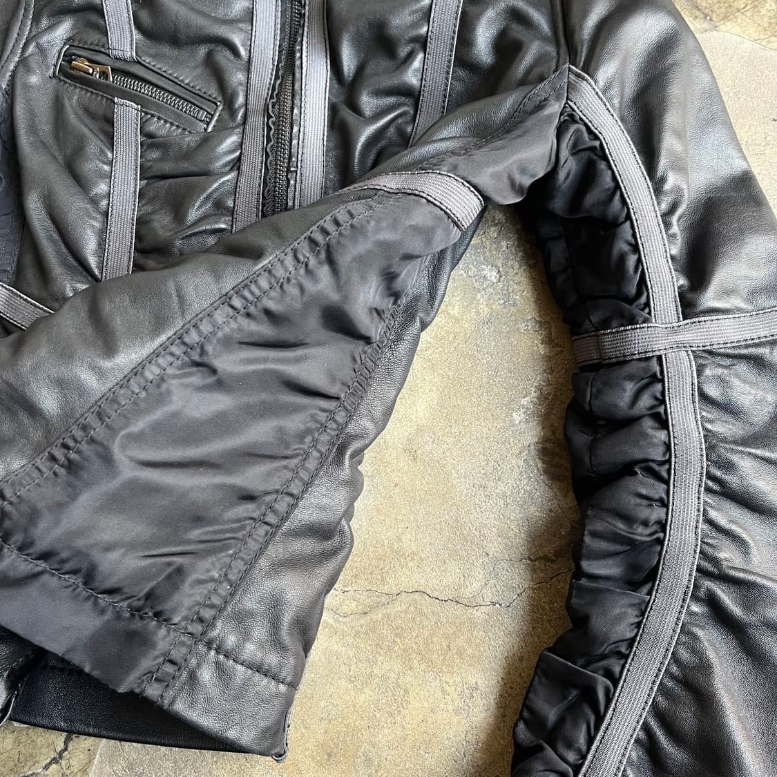 아비렉스 양가죽 셔링 슬림핏 자켓 상품이미지2