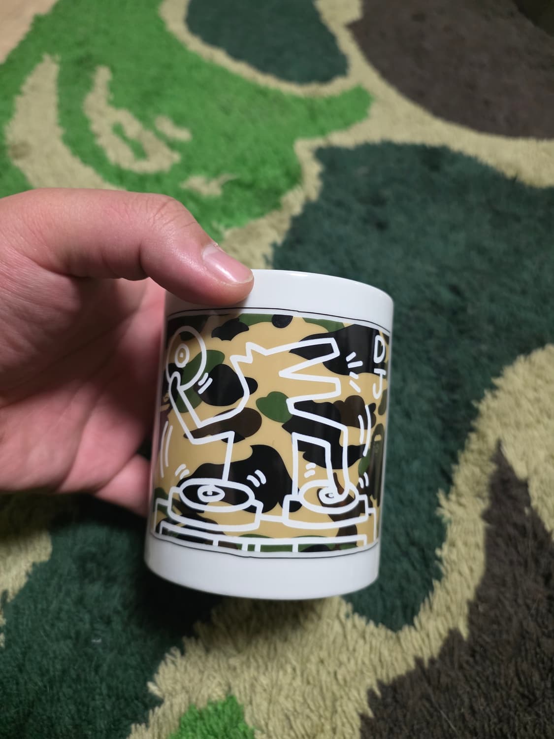 [OS] 베이프 X 키스해링 1ST 황계 머그컵 상품이미지1