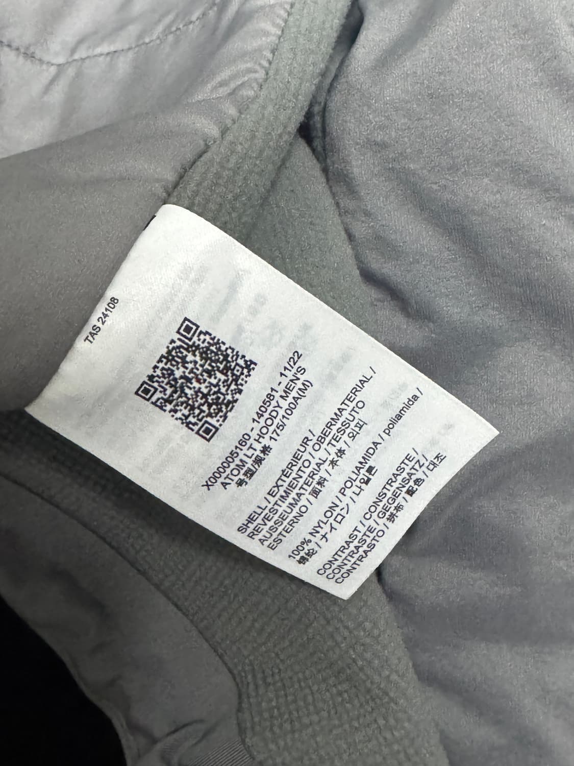 아크테릭스 아톰 LT 후디 보이드 컬러 판매 상품이미지3