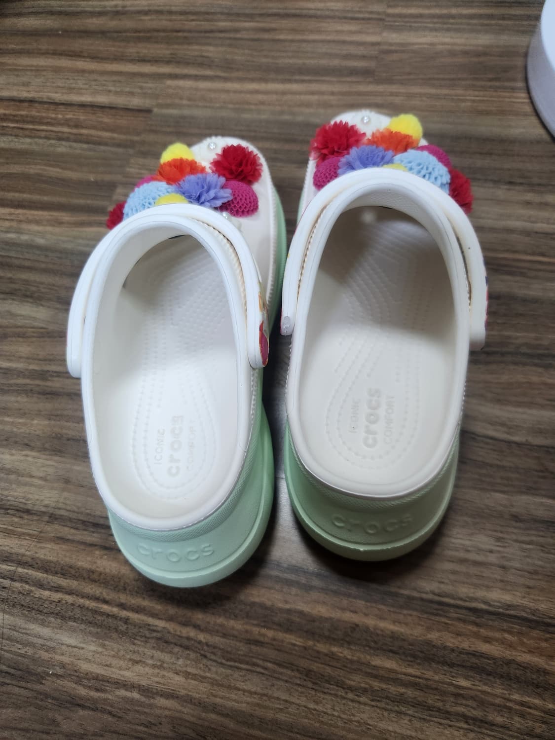 크록스 베이 와일드플라워 클로그 상품이미지3