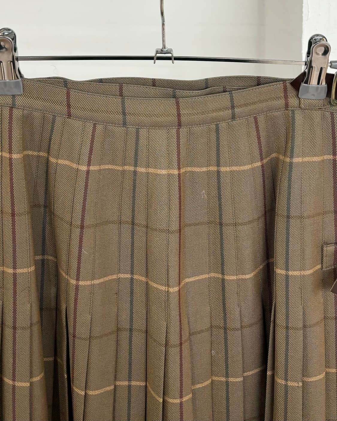 버버리 브라운 체크패턴 버클 스커트 상품이미지5