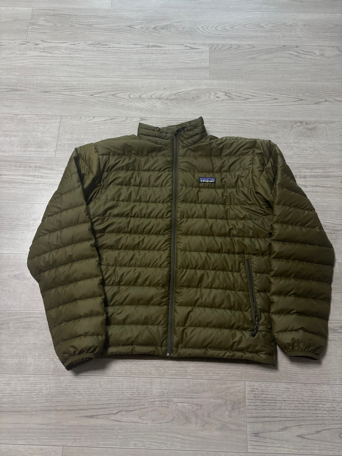 [m/하자] 파타고니아 경량패딩 상품이미지1