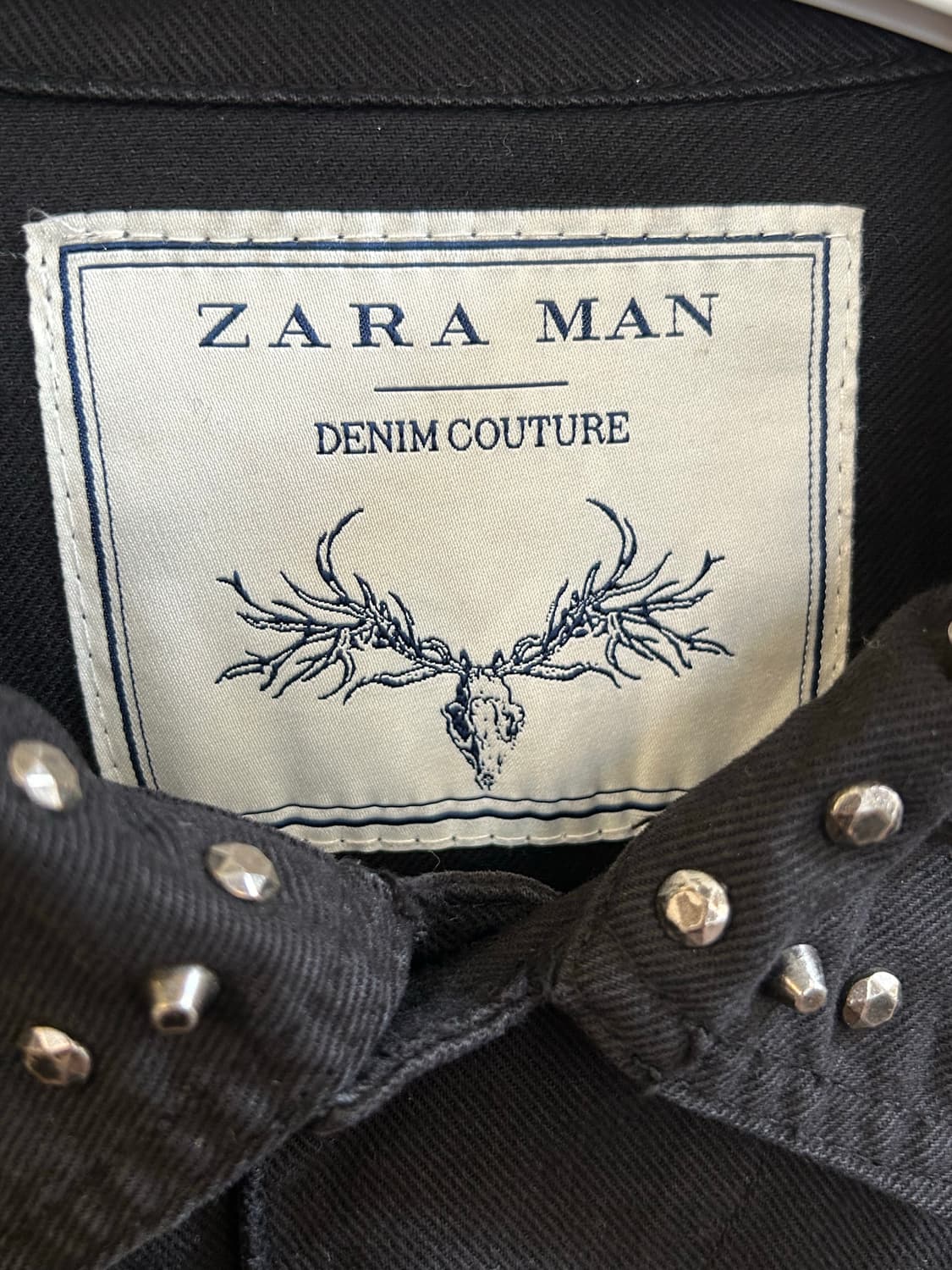 ZARA MAN DENIM COUTURE COLLECTION 스터드자켓 상품이미지3