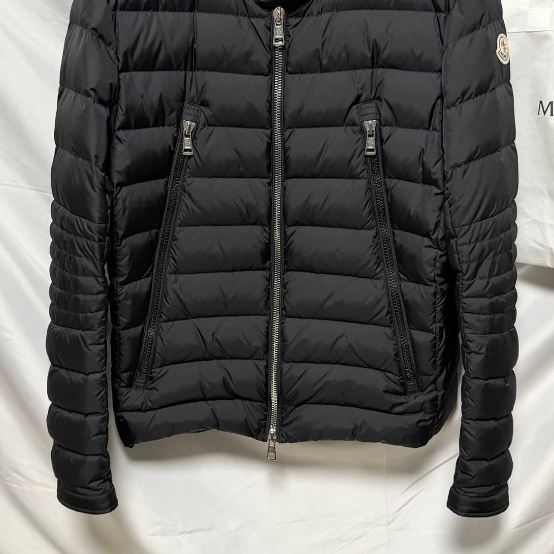 [S+급/3] 몽클레어 아미오 경량패딩 자켓 블랙 풀구성 상품이미지3
