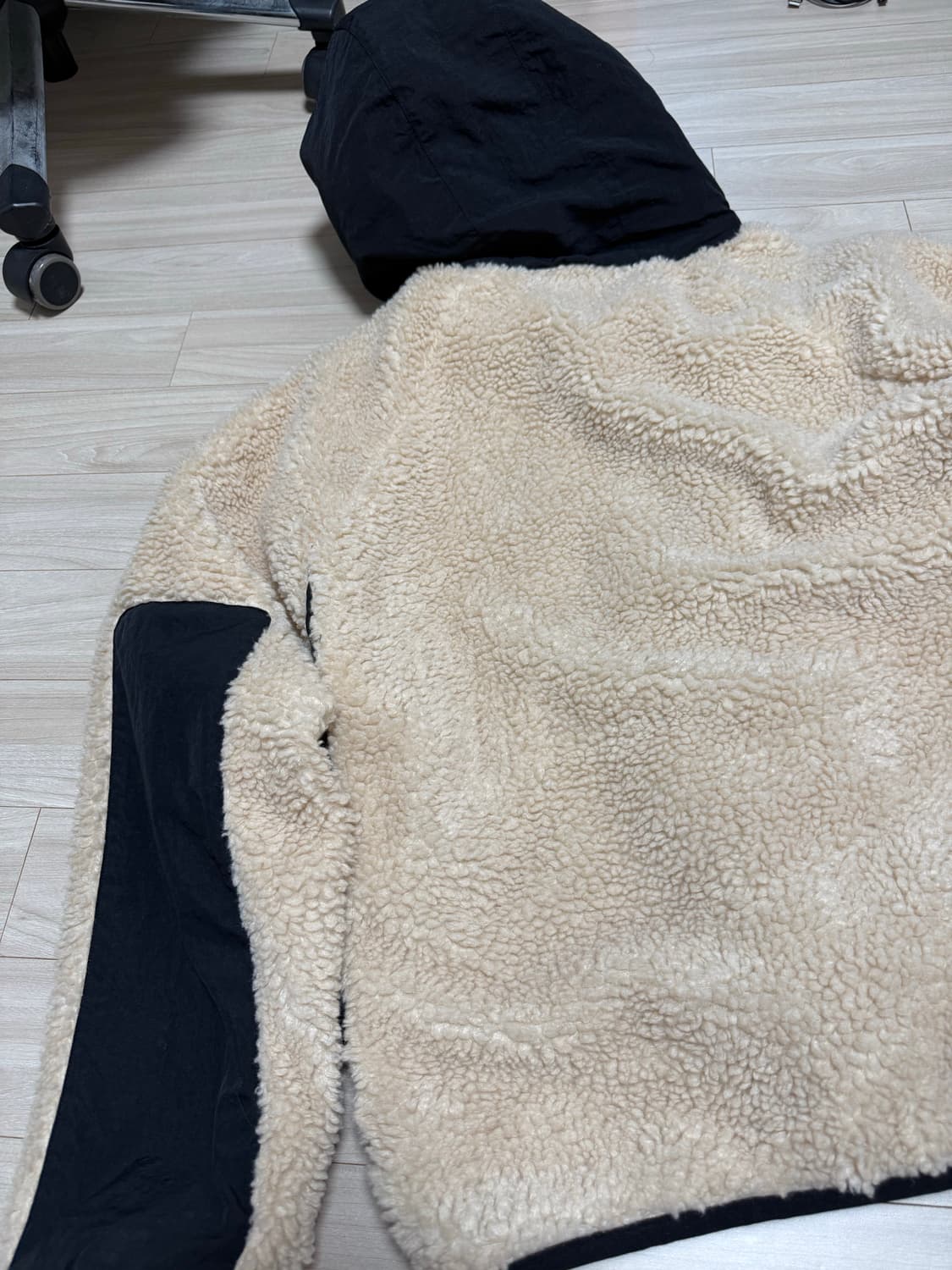 스투시 쉐르파 패널 후드 자켓 베이지 (사이즈L) 상품이미지5