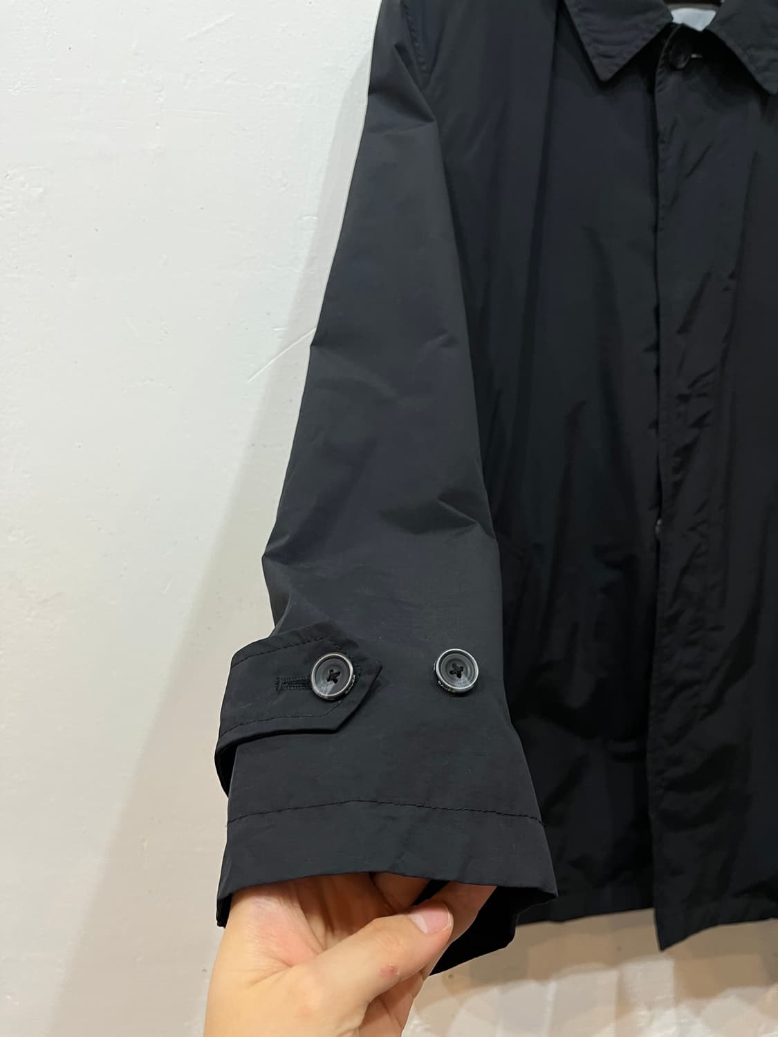 에디바우어 블랙 나일론 코트 L 상품이미지4
