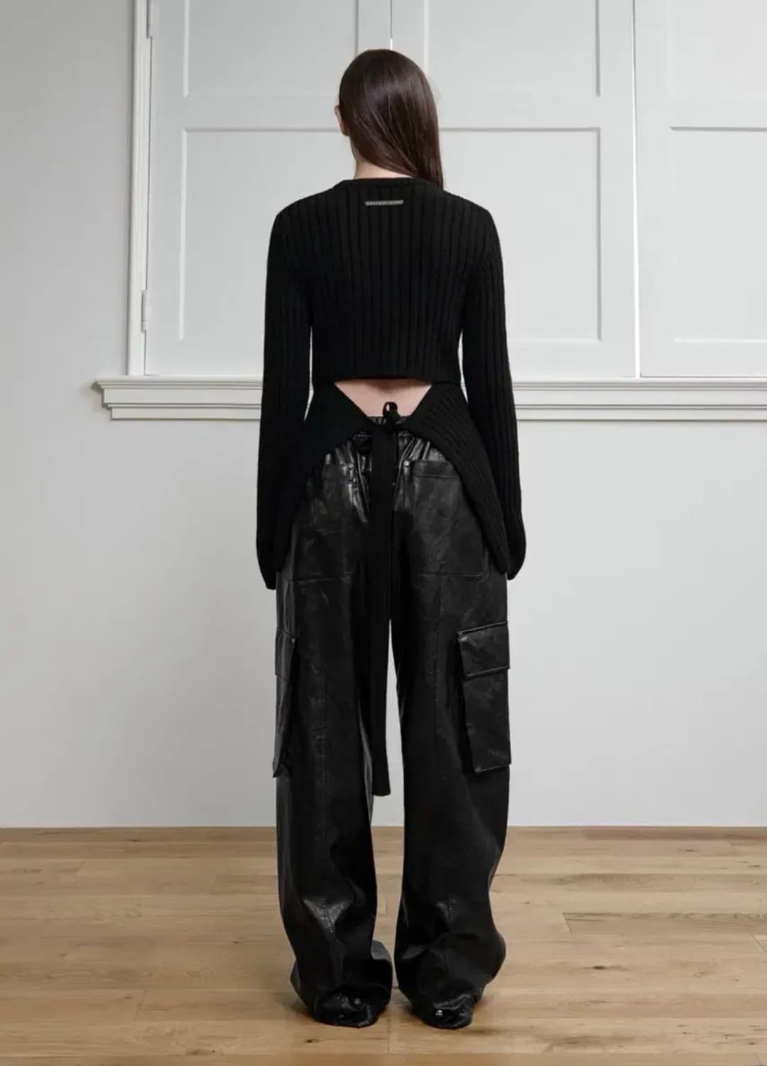 트리밍버드 니트 Backless knit pullover 상품이미지2