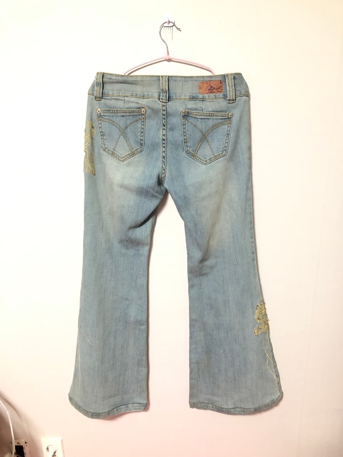 Egoist Butterfly Embroidered Jeans 상품이미지7