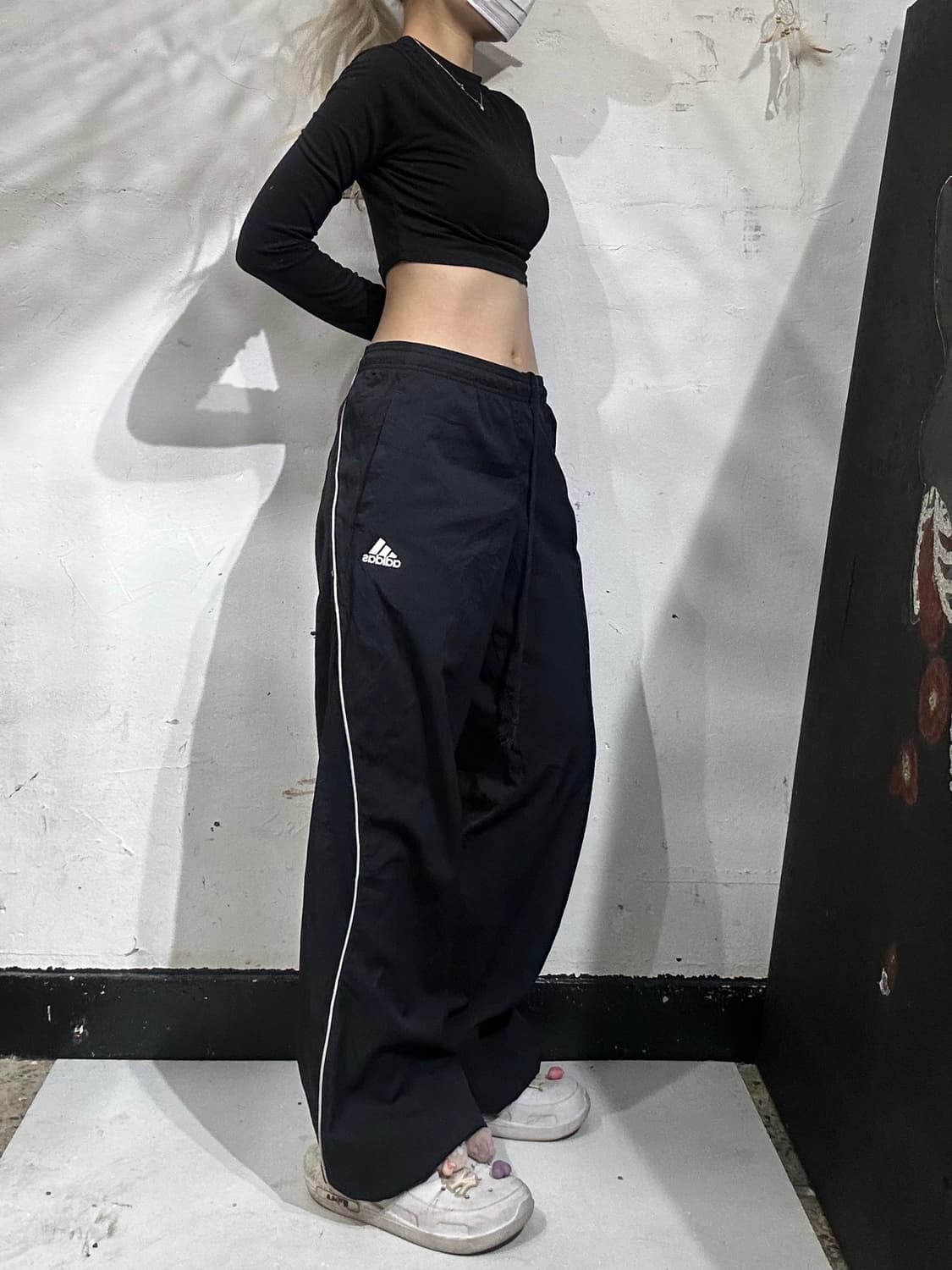 아디다스 와이드 블랙 화이트 사이드 라인 팬츠 M 상품이미지1