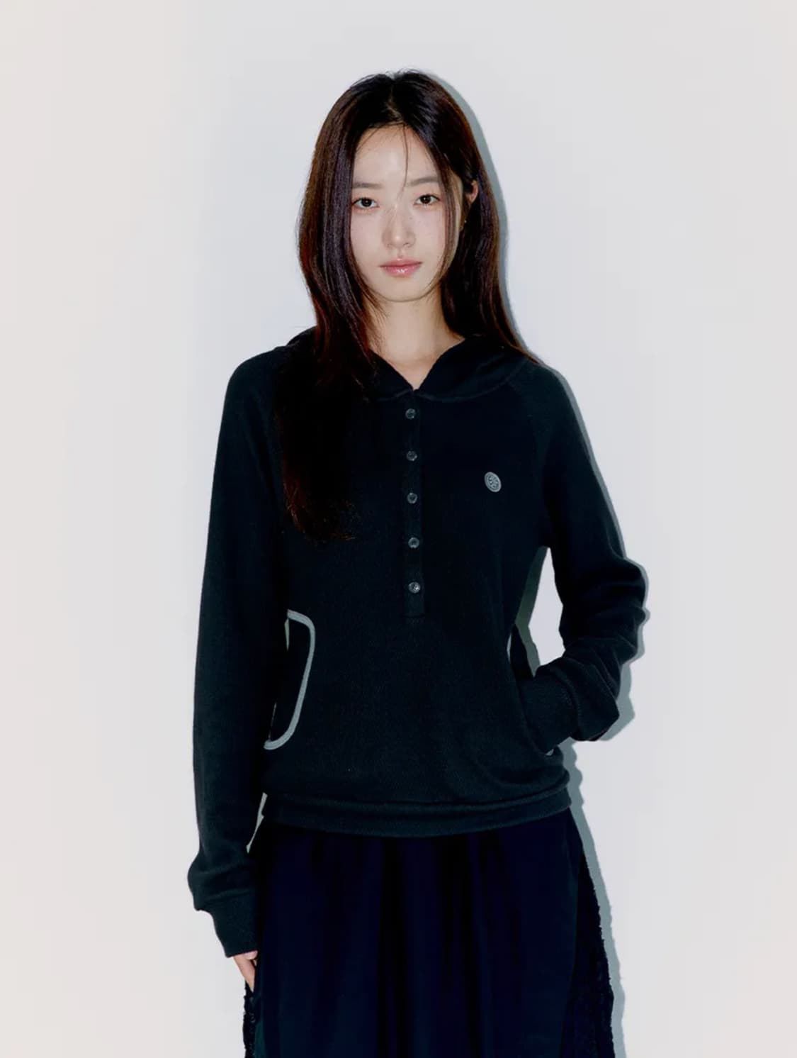 오피쉬 WAFFLE HENLEY HOODIE, CHARCOAL 상품이미지2