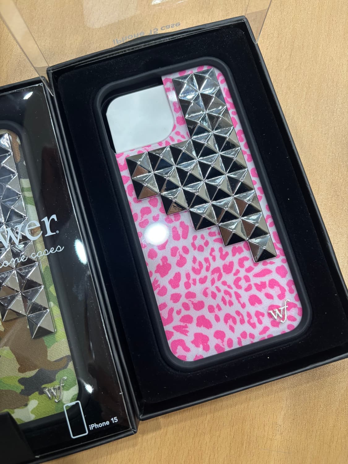 (새상품)와일드플라워 스터드 아이폰15 케이스 갸루케이스 상품이미지4