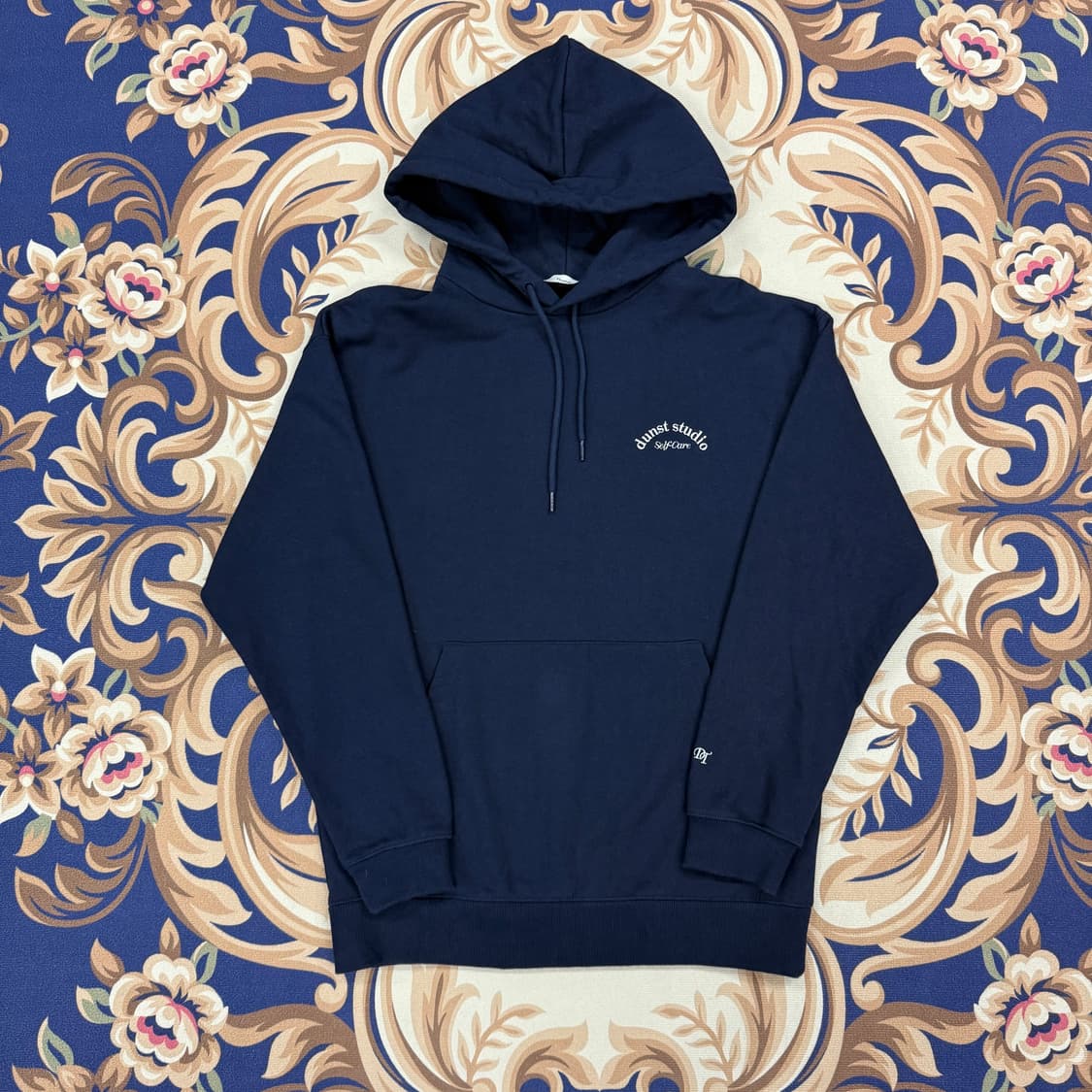 (XS)던스트 DUNST 스몰로고 후드티셔츠(네이비) 상품이미지1