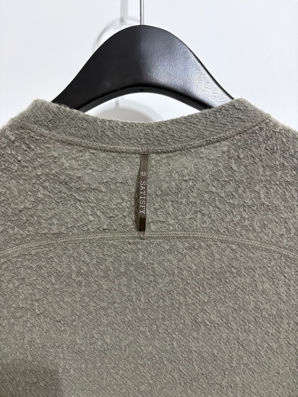 세티스파이 / 퍼즈메리노 롱 티셔츠 베티버 / S 상품이미지6