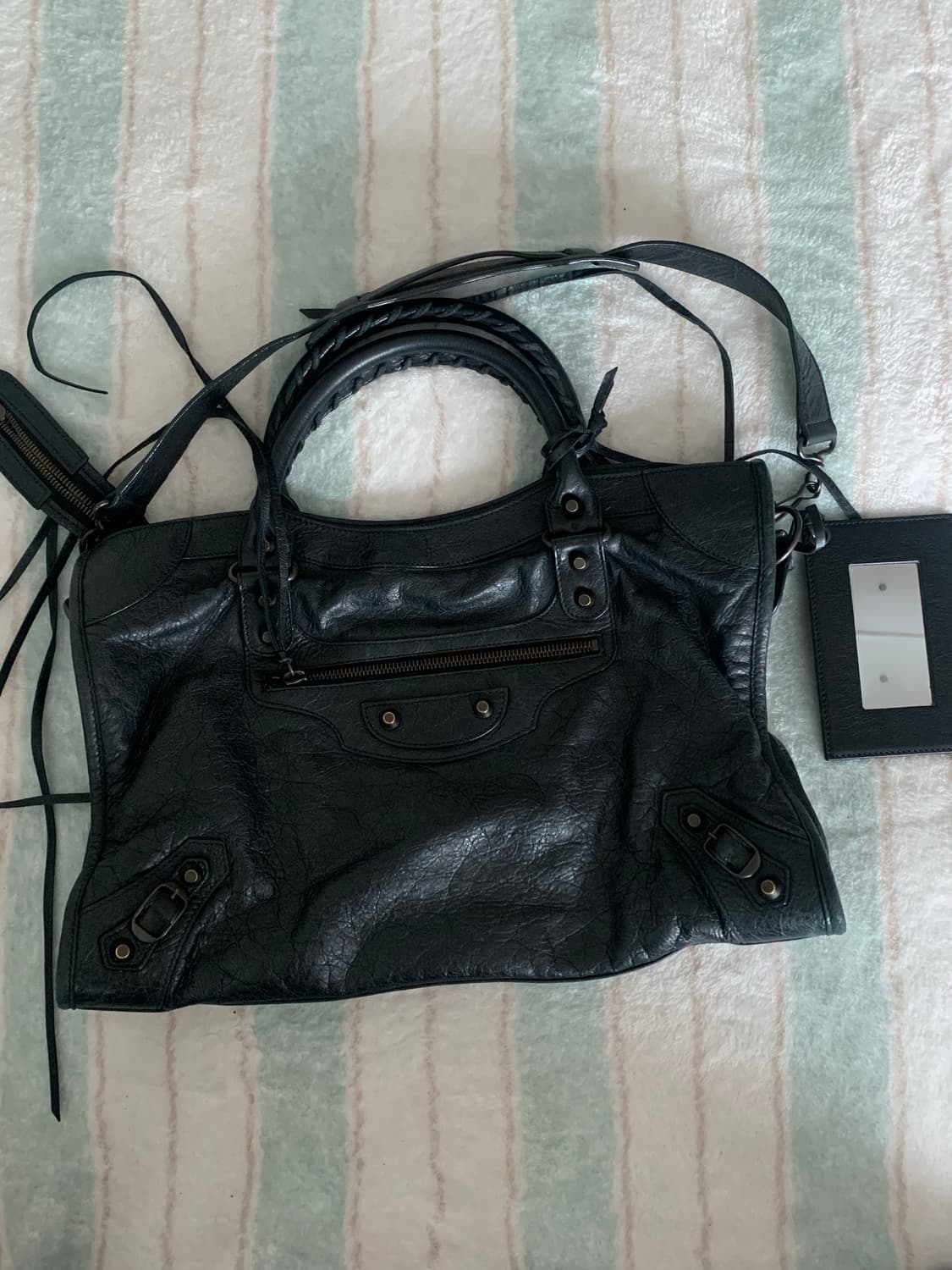 발렌시아가 시티백 모터백 미듐 정품 블랙  상품이미지2