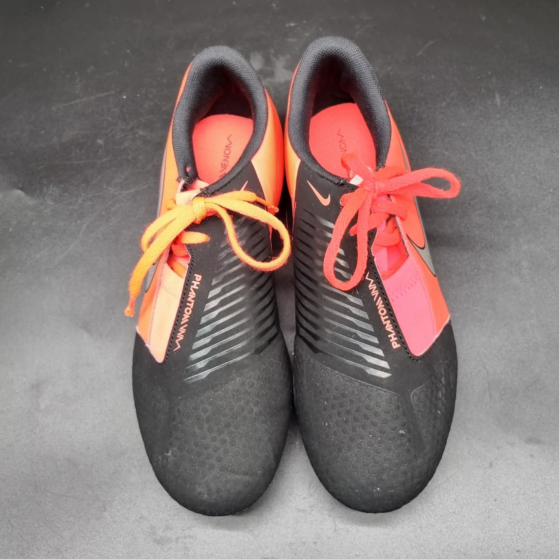 나이키 팬텀 베놈 축구화 240 상품이미지2