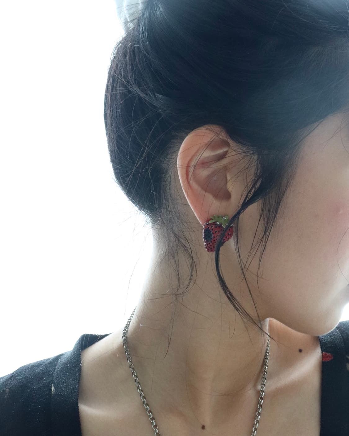 [Heaven • Y/Project] Strawberry Earrings 상품이미지2