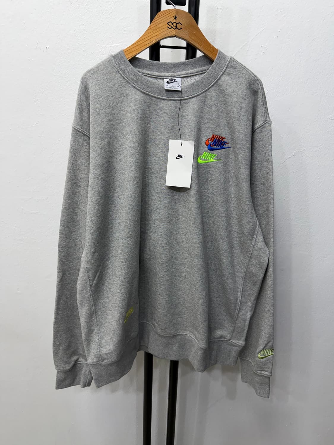 새제품) 나이키 멀티 스우시 맨투맨 XL 상품이미지1