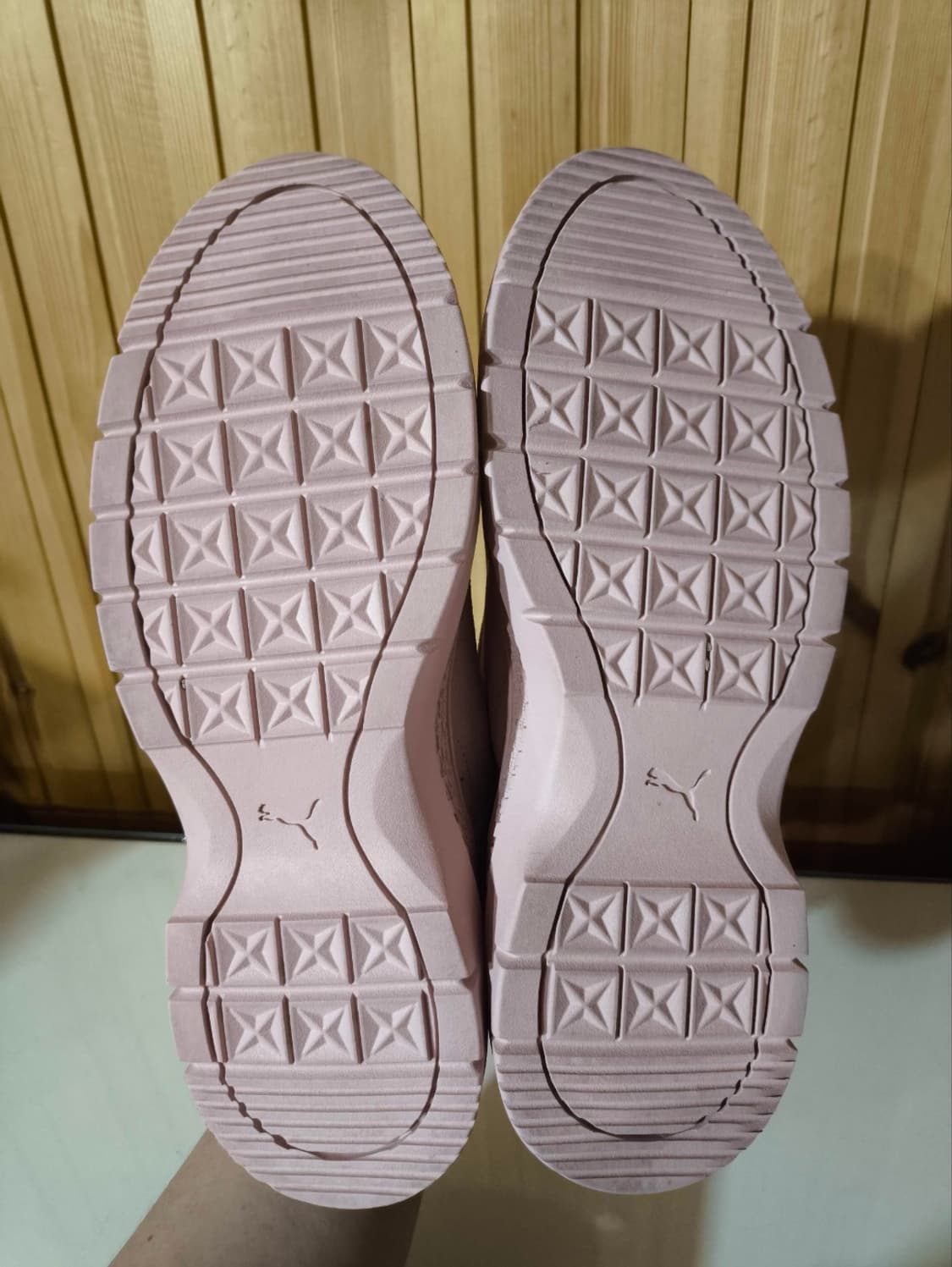 230mm 푸마 x 헬로키티 유틸리티 스니커즈  상품이미지9