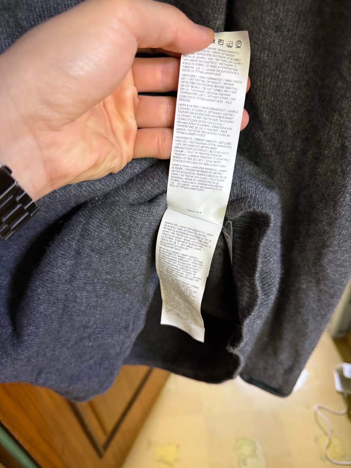 안냐세요 스톤아일랜드 반집업 니트 L 판매합니다(정품)(진짜이쁨sss급) 상품이미지8