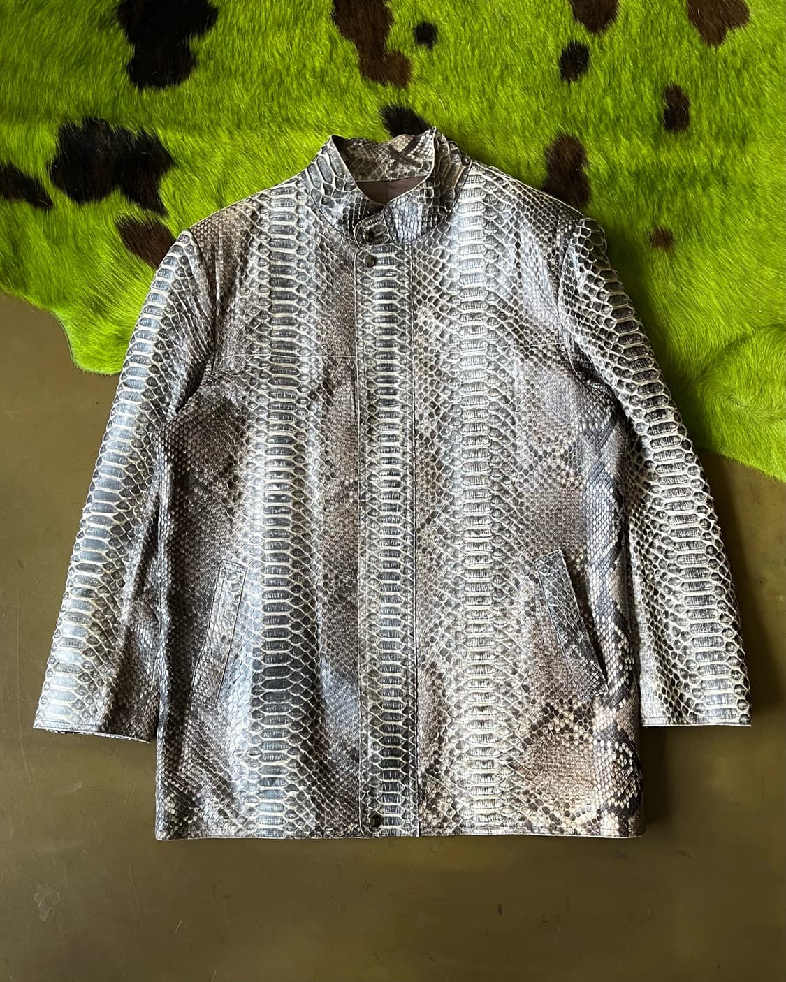 Reticulated Python Skin Leather Jacket 상품이미지5