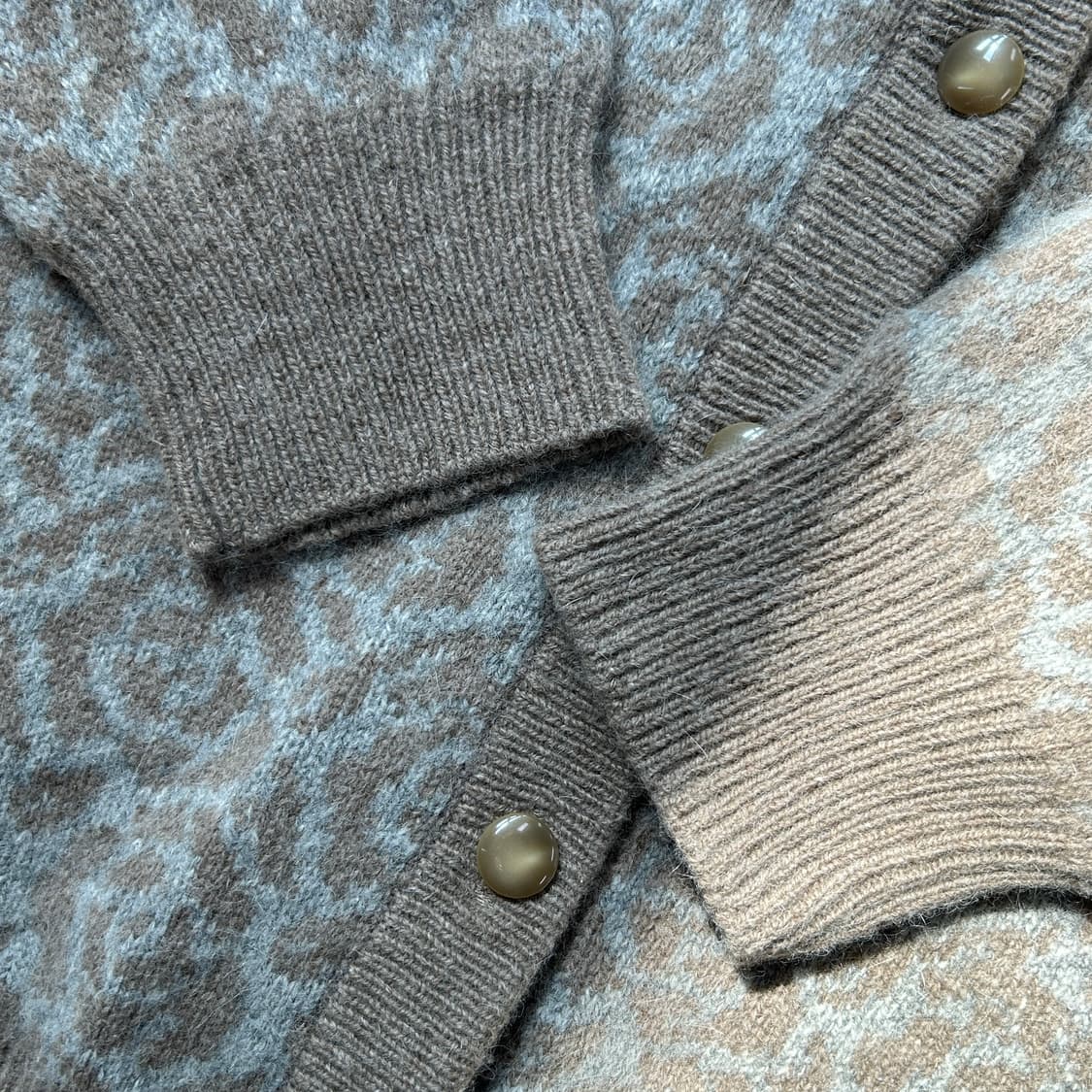 빈티지 패턴 베이지 가디건 상품이미지5