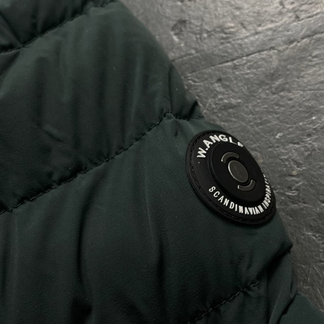 105 와이드앵글 경량패딩 상품이미지3