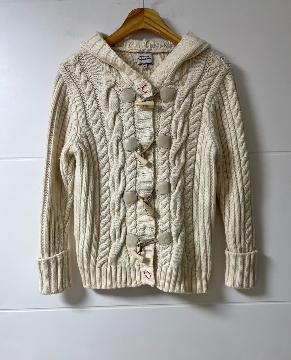 리바이스 떡복이 후드 니트 자켓 상품이미지1