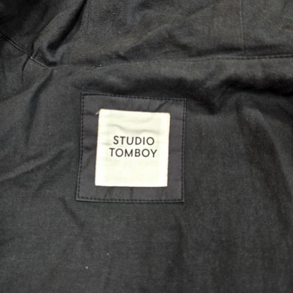 스튜디오톰보이 골덴 배색 나일론
코팅 후드 숏 필드자켓 상품이미지8