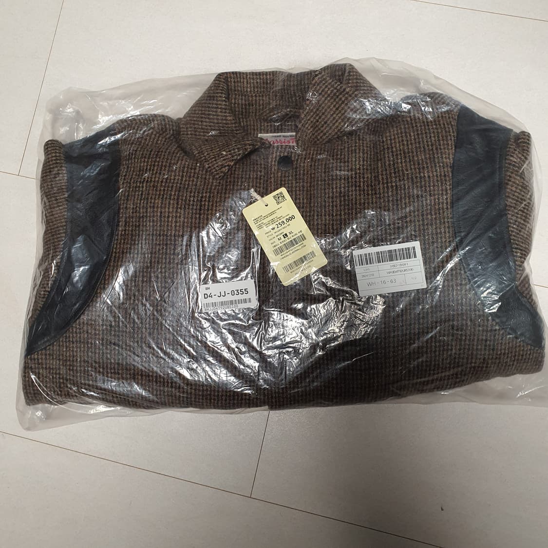 (새상품) 후아유 해리스트위드 바시티 자켓 WHJJD4T92U 상품이미지3