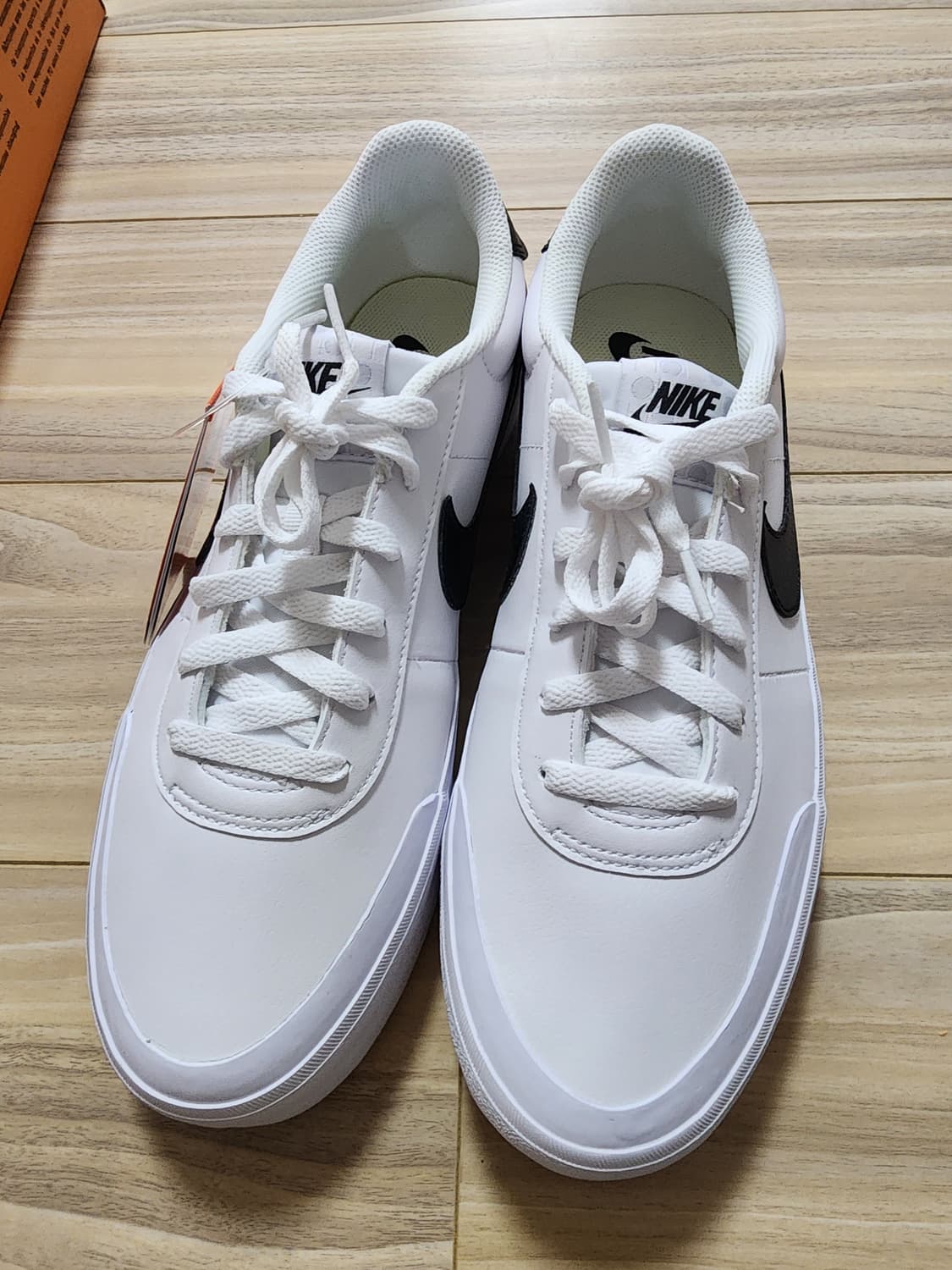 나이키코트슛운동화스니커즈270사이즈 상품이미지5