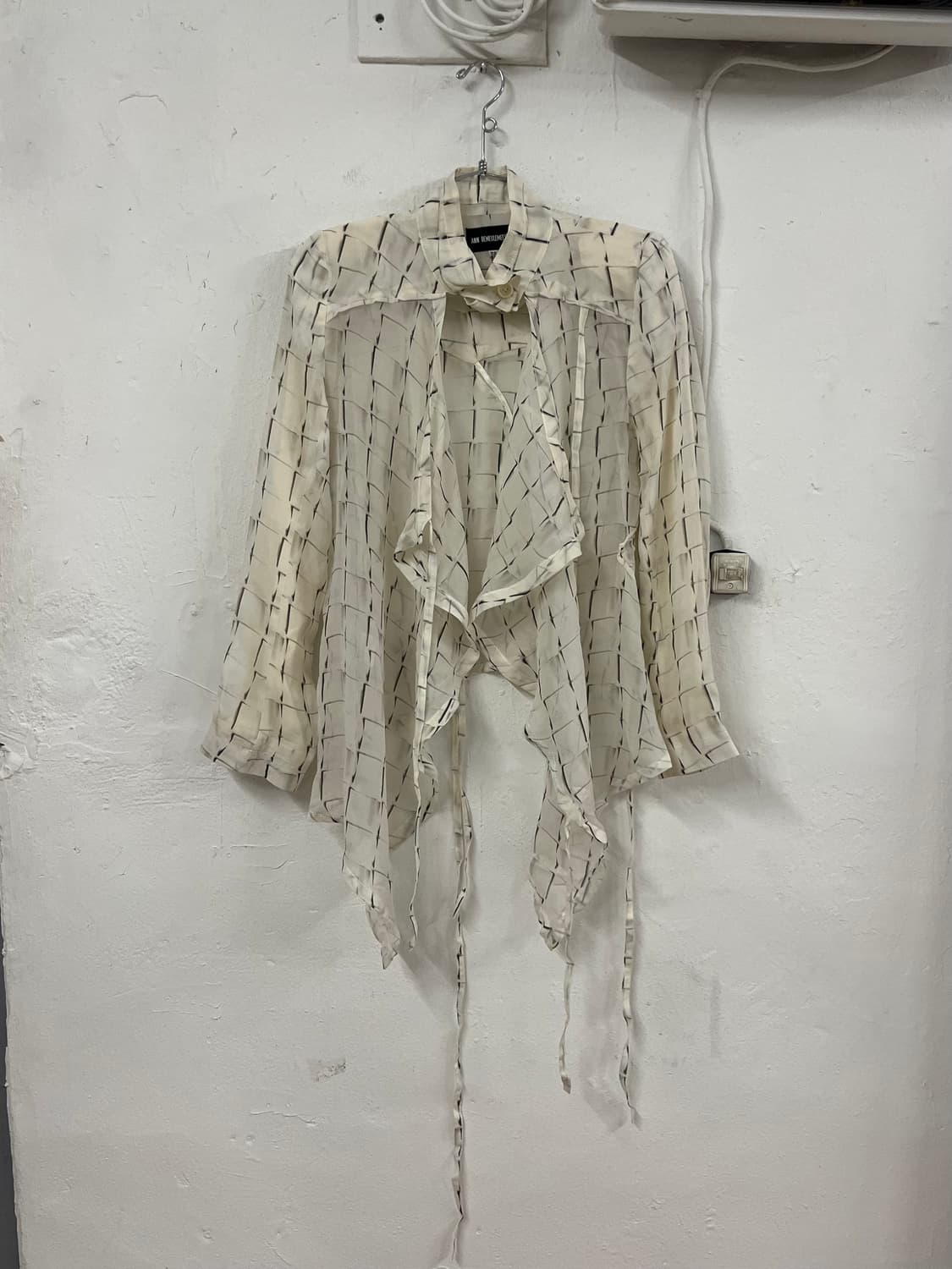 앤드뮐미스터 컬렉션 아방가르드 실크 자켓 상품이미지2