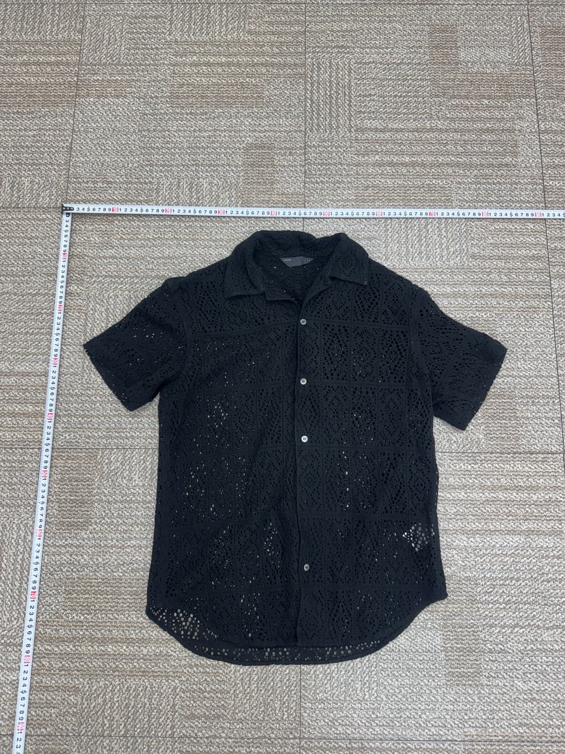 르마드 펀칭 시스루 하프 셔츠 블랙 상품이미지2