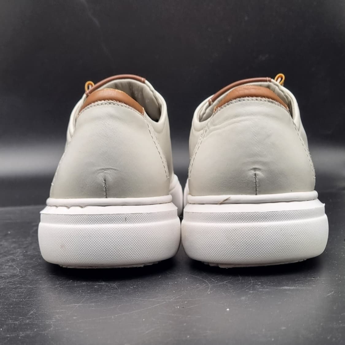 탠디 소가죽  남성스니커즈265 상품이미지4