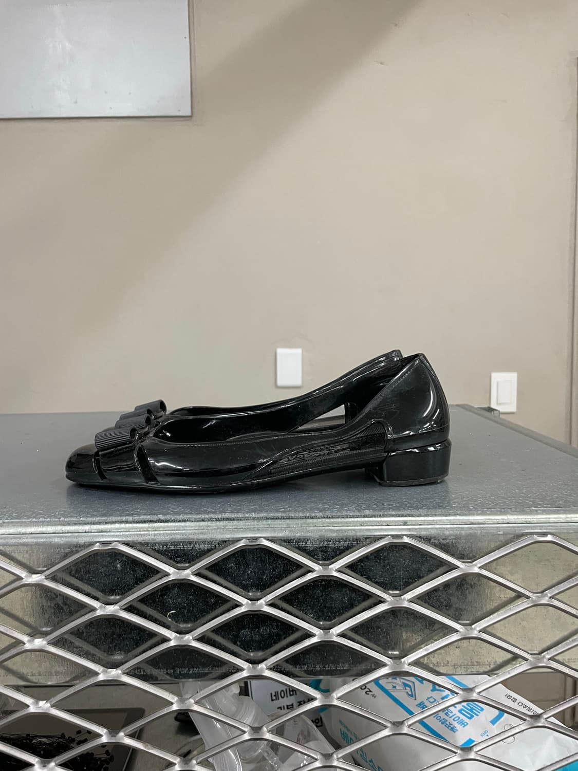 페라가모 바라 보우 젤리 플랫슈즈 UK6 (gr-3997) 상품이미지1