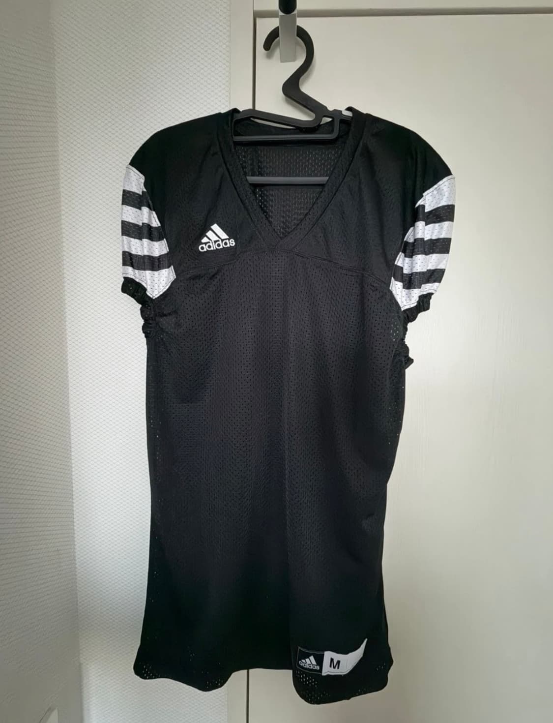 아디다스 블랙 슬리브 M 상품이미지1