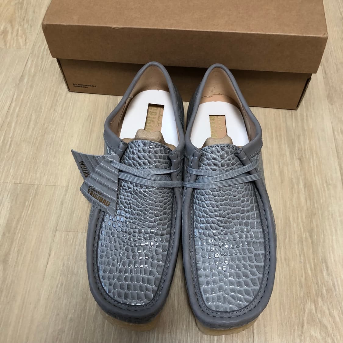 (270) 새상품 클락스 Clarks 왈라비 그레이 크록 레더 상품이미지6