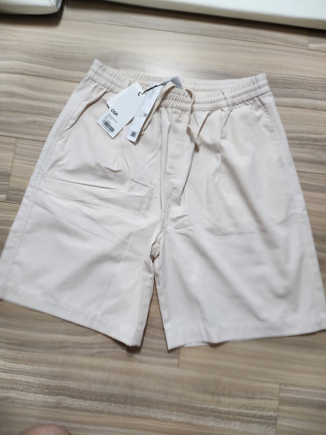 코드그라피딥원턱버뮤다린넨반바지L 상품이미지1