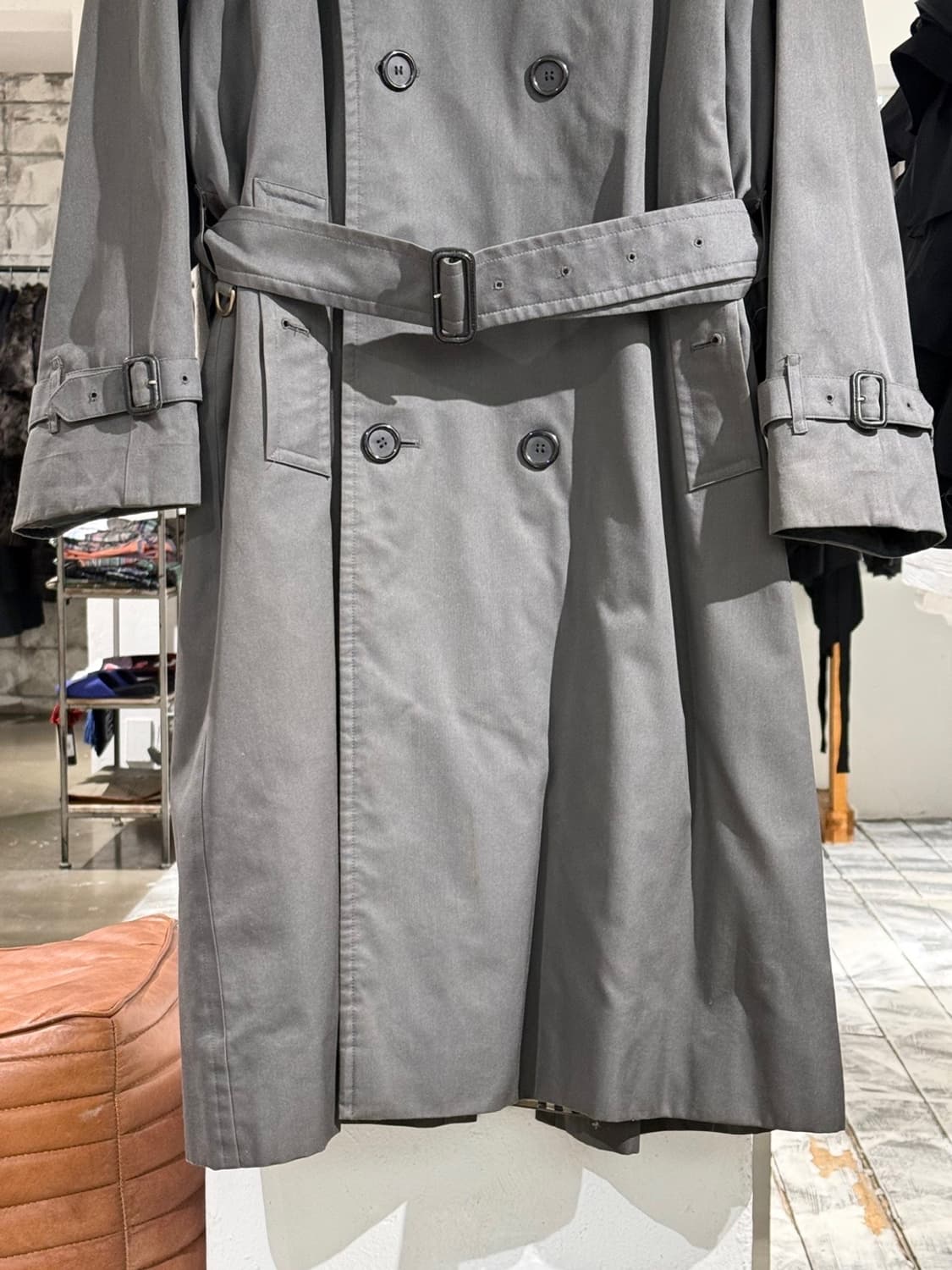 버버리 그레이 벨티드 트렌치 롱 코트 상품이미지3