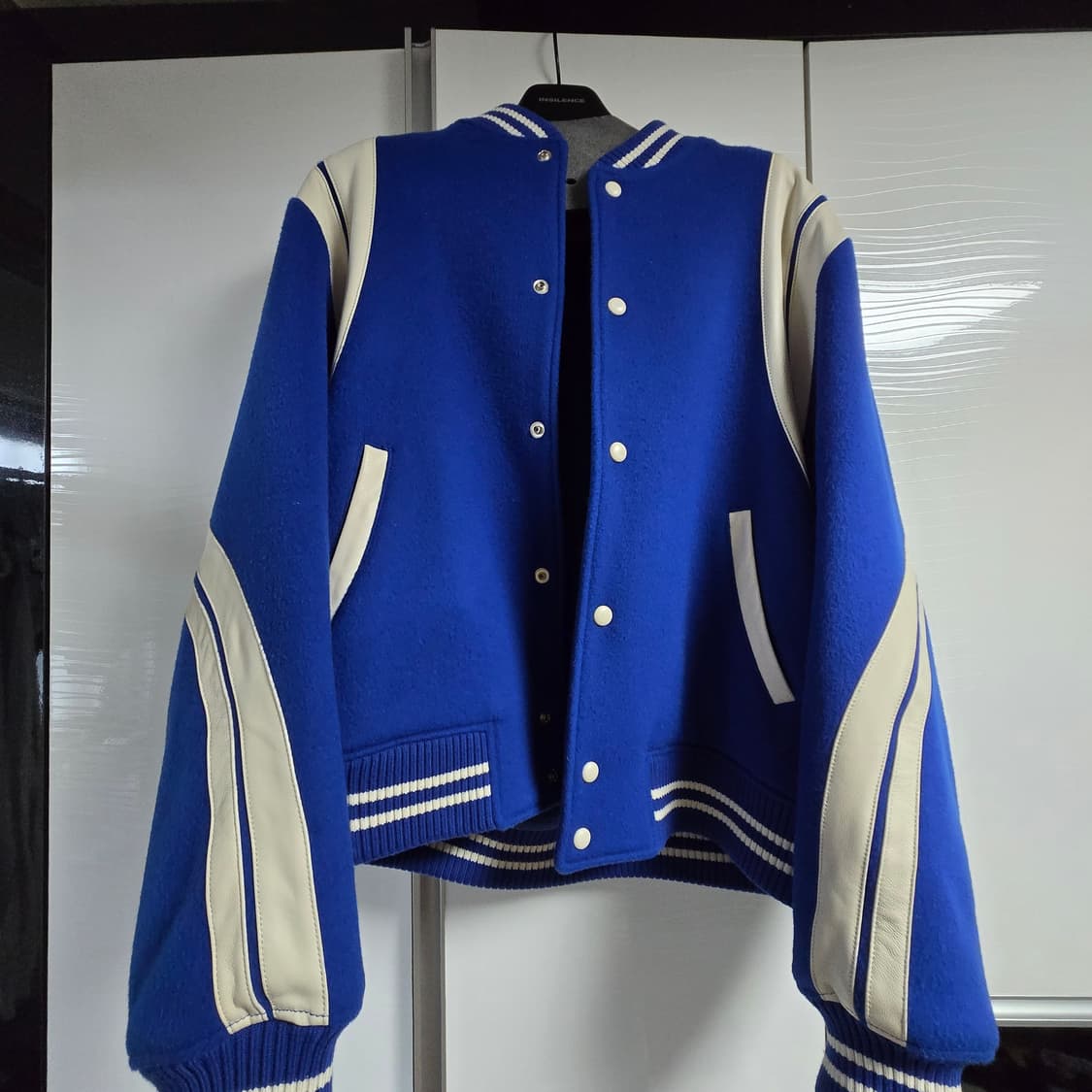 아더에러 바시티자켓 상품이미지1