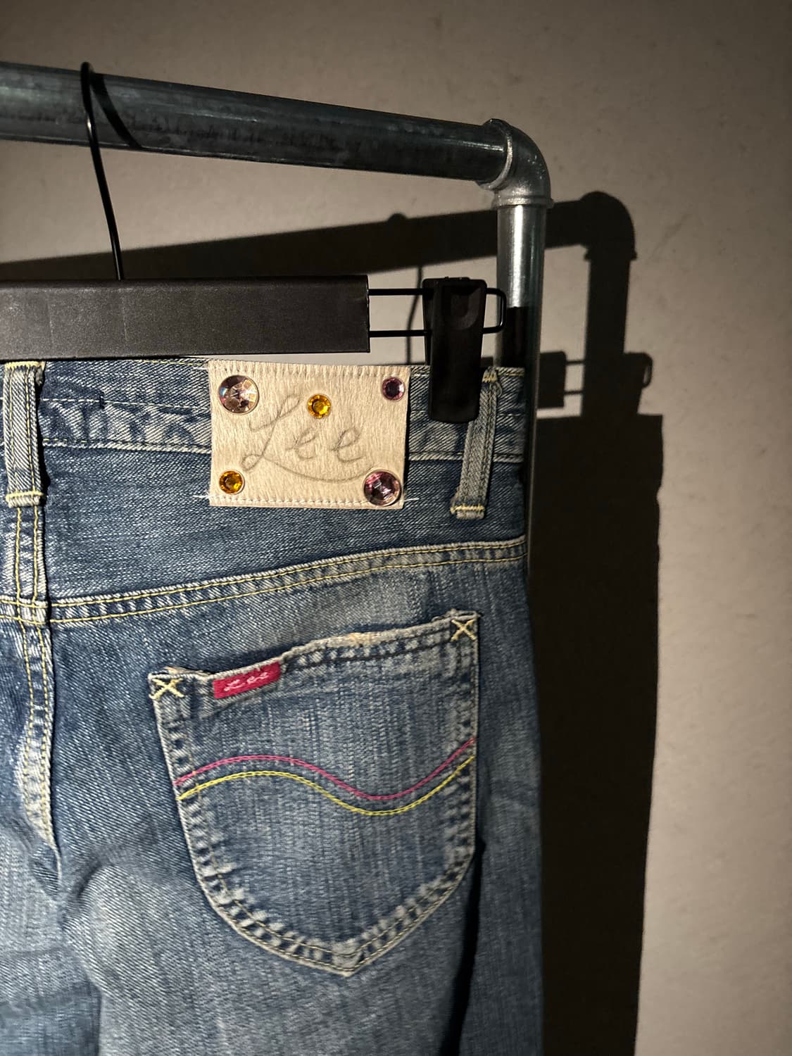 13 stud low-rise bootscut jeans 상품이미지2