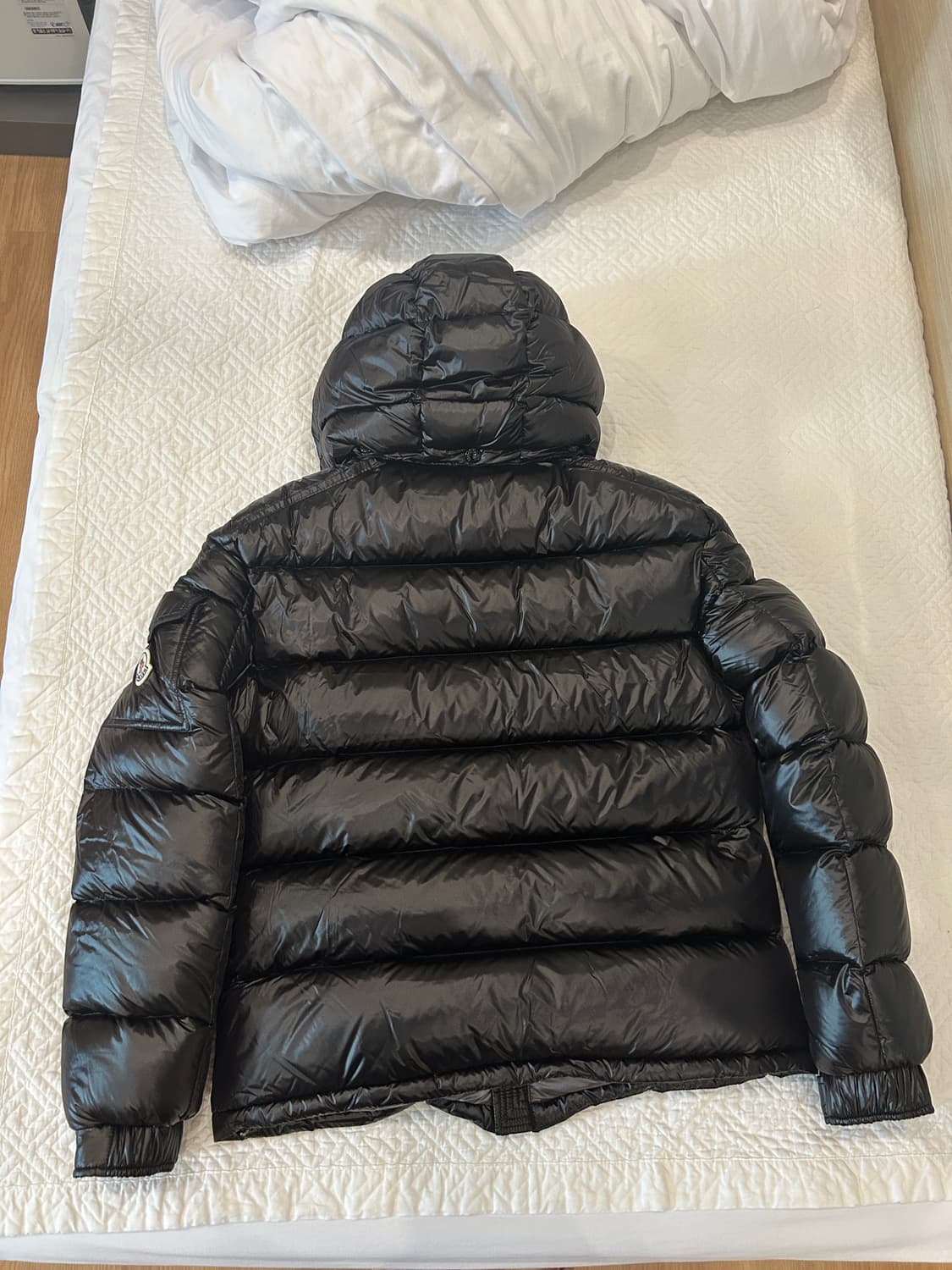 몽클레어 마야 패딩 블랙 1사이즈 새상품 상품이미지2
