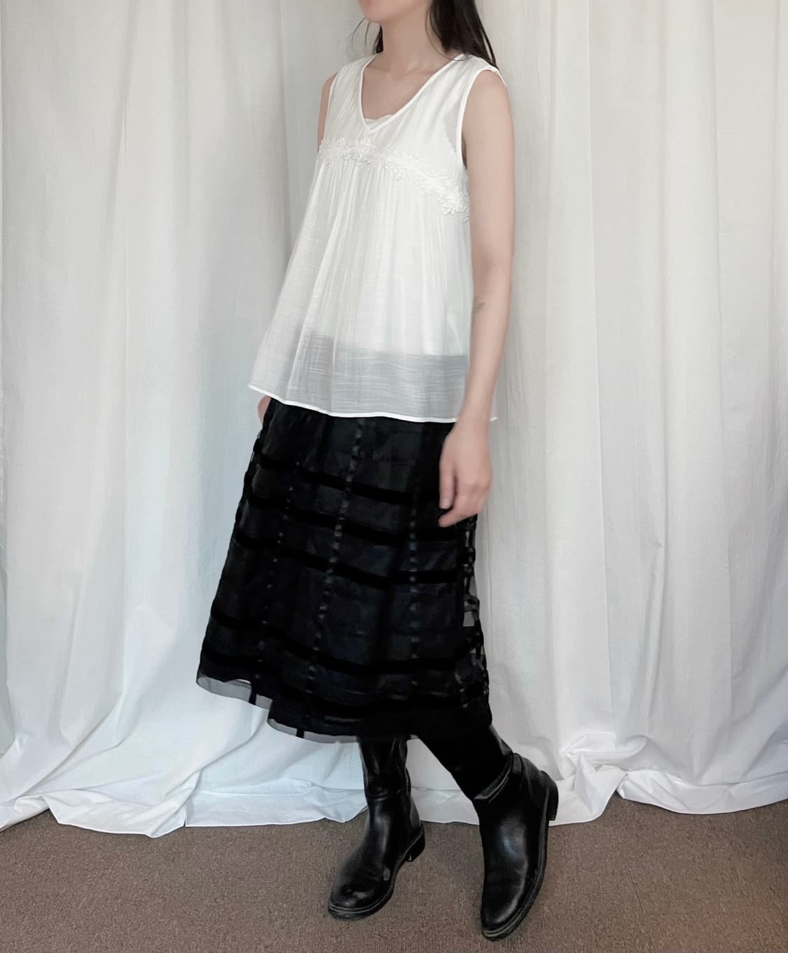 Flower Lace Sleeveless – White 상품이미지3