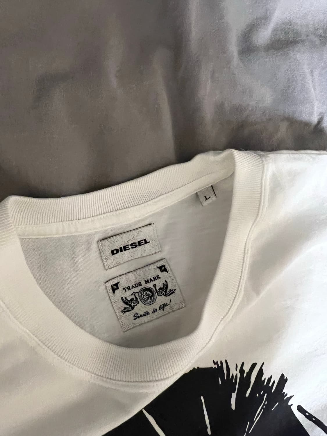 디젤 화이트 반팔티 L 새제품 상품이미지3