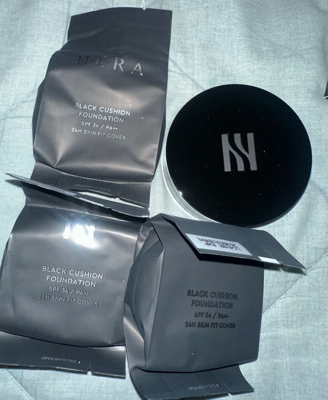 헤라 블랙쿠션 21N1 본품+1 리필+3 화장품 파운데이션 상품이미지1