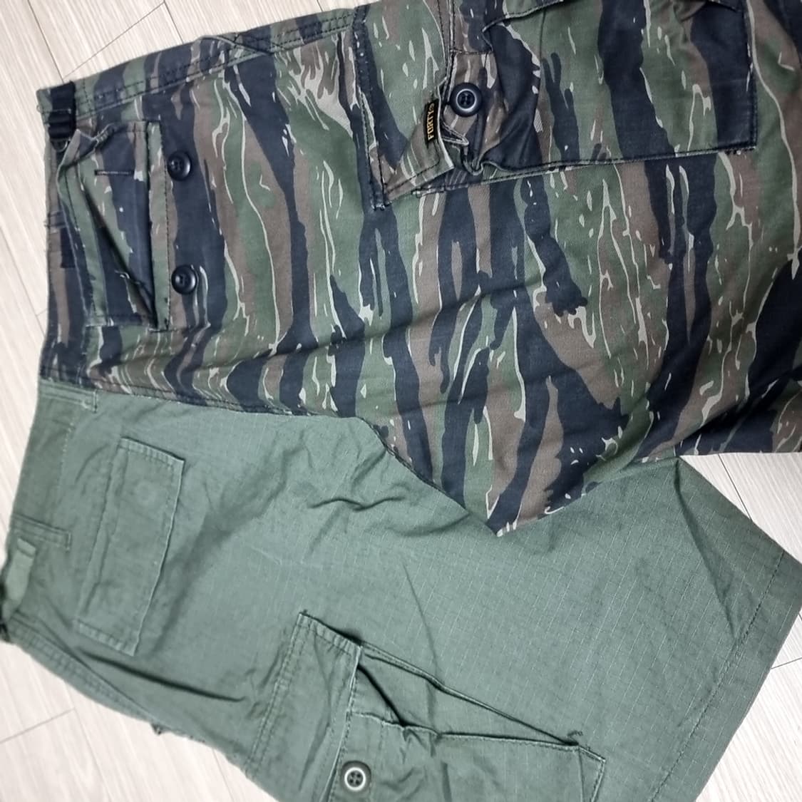Forty Fine Clothing 카고 반바지 카모카키색 배색(30) 상품이미지4